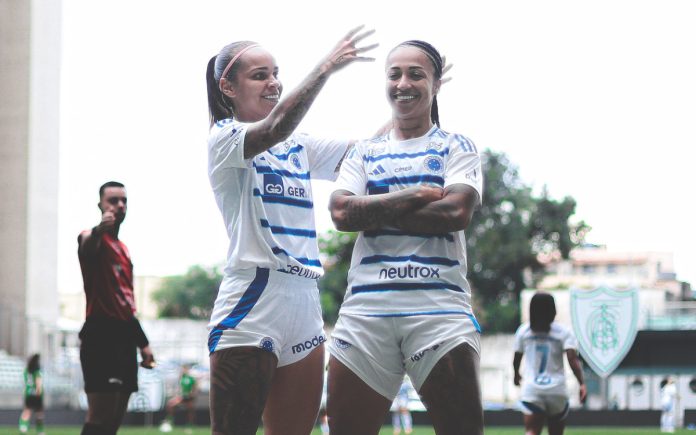 Byanca Brasil marcou na goleada sobre o América-MG