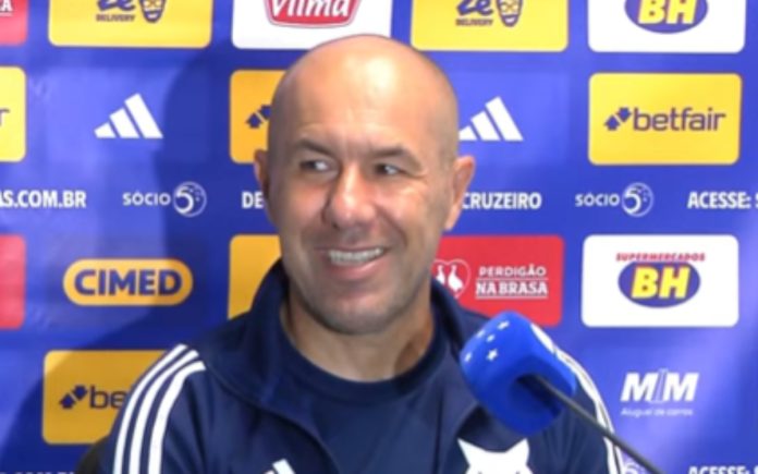 Jardim em coletiva após vitória na Arena, em Porto Alegre