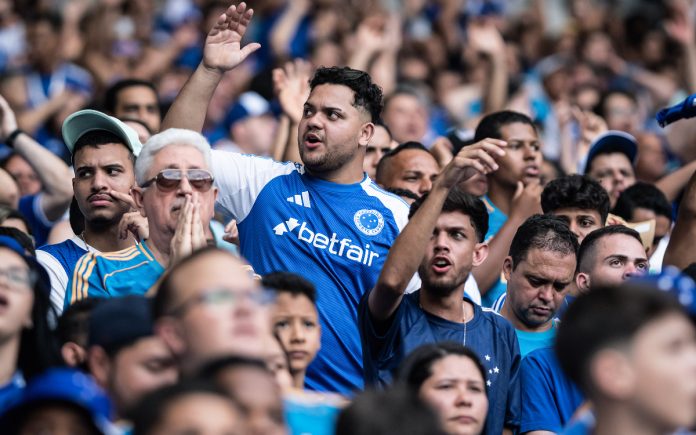 Torcida do Cruzeiro no Mineirão (Foto: Gustavo Aleixo/Cruzeiro)