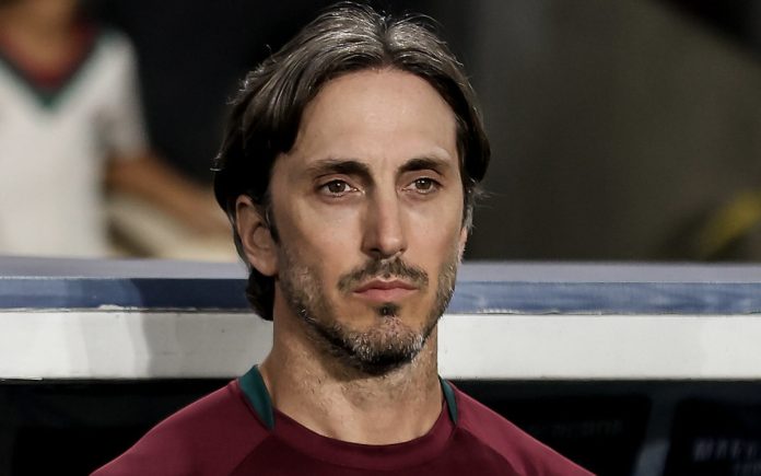 Zubeldía terá baixa no meio-campo contra o Cruzeiro