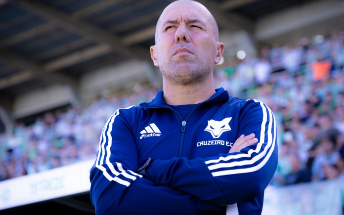 Leonardo Jardim, treinador do Cruzeiro (Foto: Lucas Bubols/Cruzeiro)