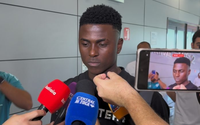 Néiser Villareal destacou sonho de fazer história no Cruzeiro