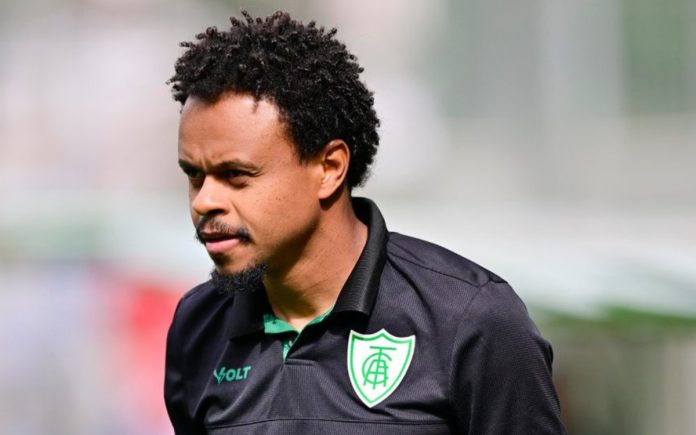 Mairon César, ex-América-MG, será o novo técnico do sub-20 do Cruzeiro
