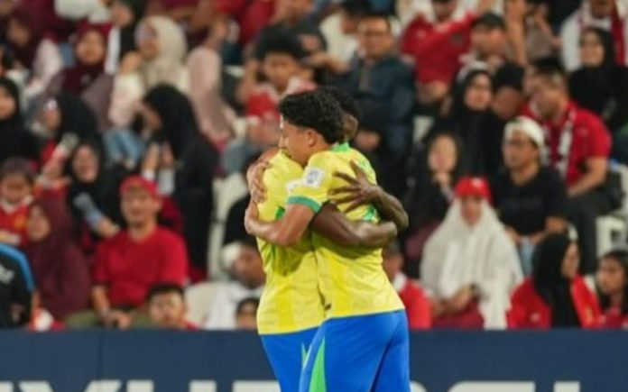 Felipe Morais fez golaço na segunda vitória do Brasil