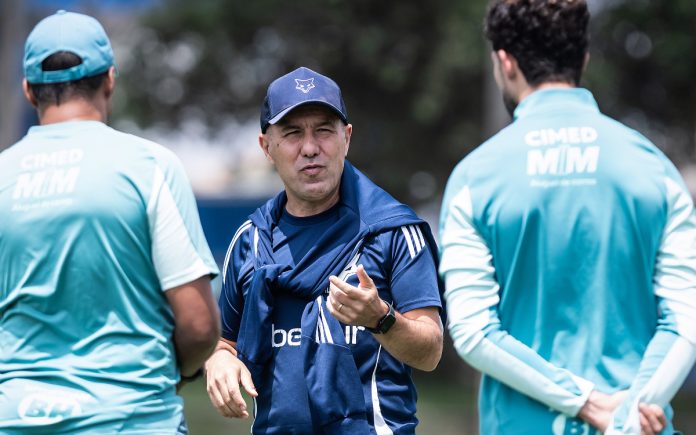 Técnico Leonardo Jardim, do Cruzeiro (Foto: Gustavo Aleixo/Cruzeiro)