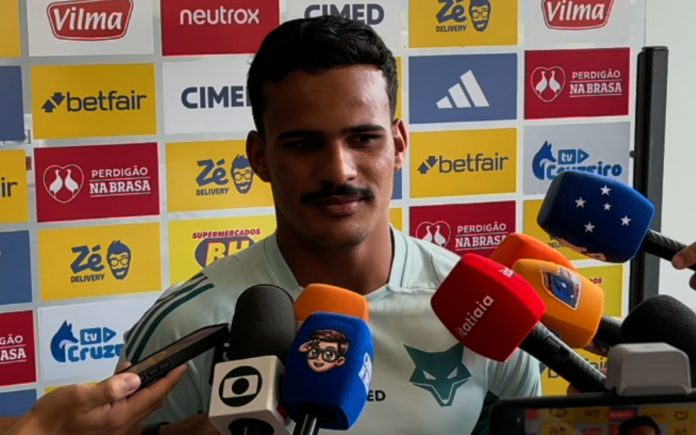 Kaiki projetou o duelo com o Fluminense, pela Série A