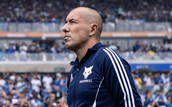 Leonardo Jardim, treinador do Cruzeiro