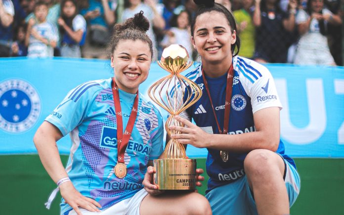 Clara deixou o Cruzeiro ao final de 2025