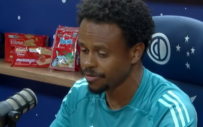 Mairon César em entrevista à Cruzeiro Cast (Foto: Reprodução/TV Cruzeiro)