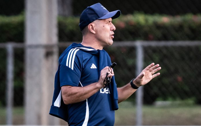 Leonardo Jardim, treinador do Cruzeiro (Foto: Gustavo Aleixo/Cruzeiro)