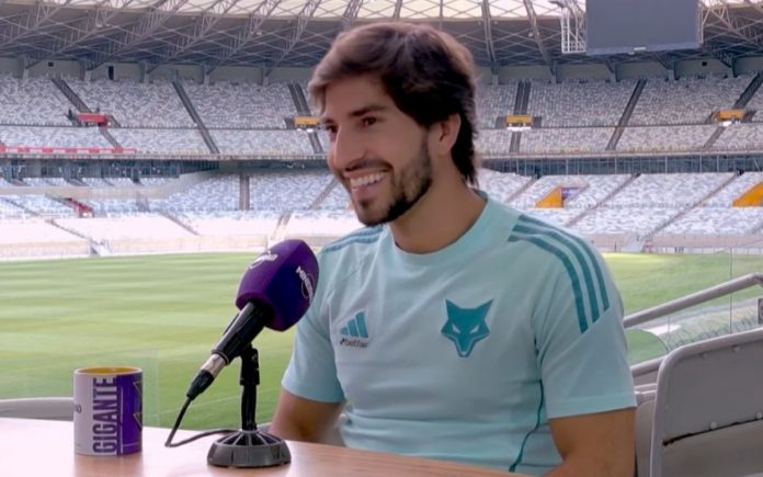 Lucas Silva concedeu entrevista ao Mineirão Cast