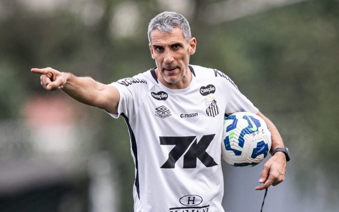 Juan Pablo Vojvoda, técnico do Santos