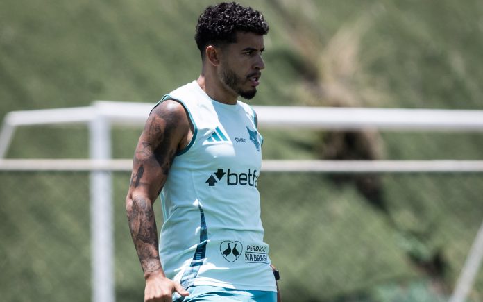 William, lateral-direito do Cruzeiro (Foto: Gustavo Aleixo/Cruzeiro)