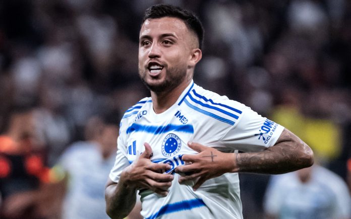 Matheus Henrique, volante do Cruzeiro
