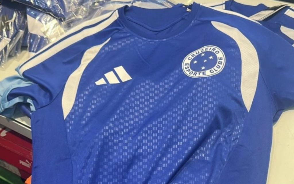 Cruzeiro lançará nova camisa de treino nesta sexta-feira (12)