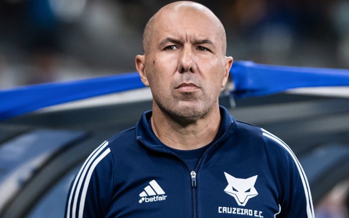 Leonardo Jardim analisou empate com o Botafogo