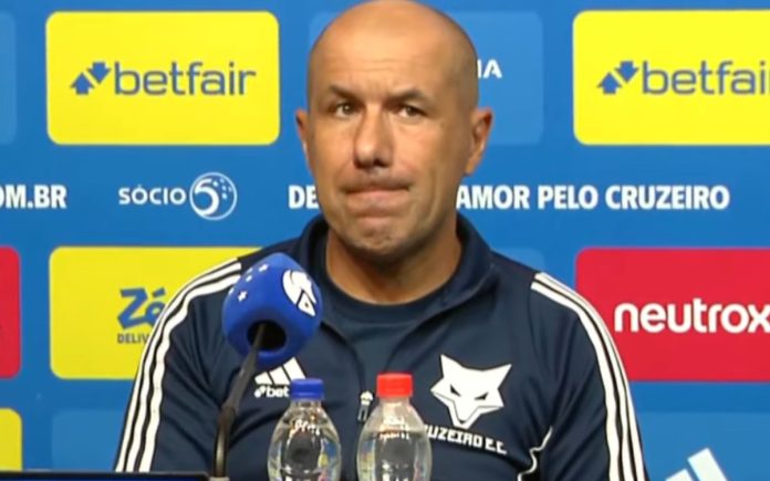 Leonardo Jardim, treinador do Cruzeiro (Foto: Reprodução/Samuca TV)