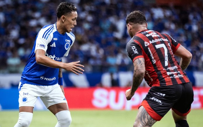 Cruzeiro perdeu na estreia de Tite para o Pouso Alegre