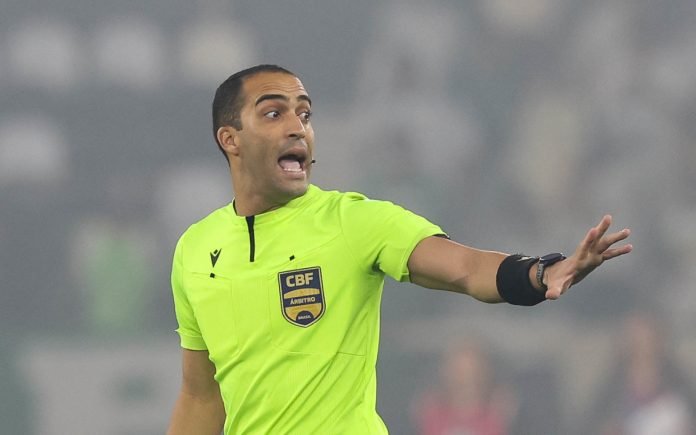 Davi de Oliveira Lacerda apitará Goiás x Cruzeiro (Foto: Cesar Greco/Palmeiras)