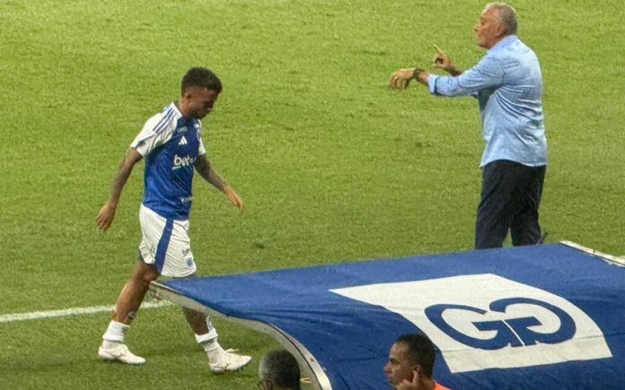 Matheus Henrique, volante do Cruzeiro