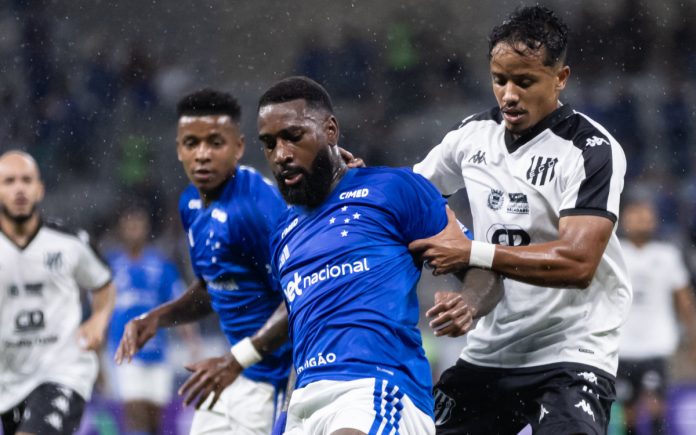 Gerson em estreia pelo Cruzeiro
