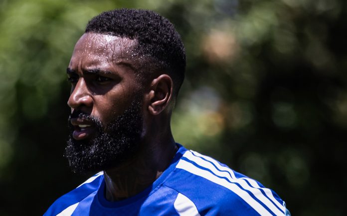 Gerson, meio-campista do Cruzeiro, em treino na Toca II