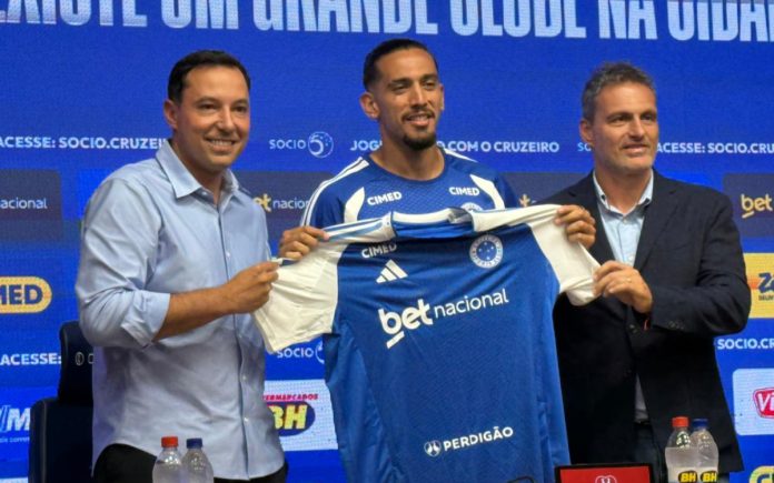 Chico da Costa foi apresentado na Toca II