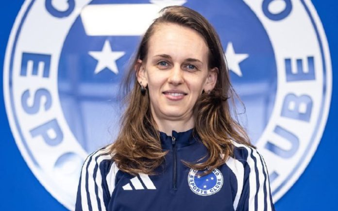 Luiza Parreiras, nova gerente de futebol feminino do Cruzeiro
