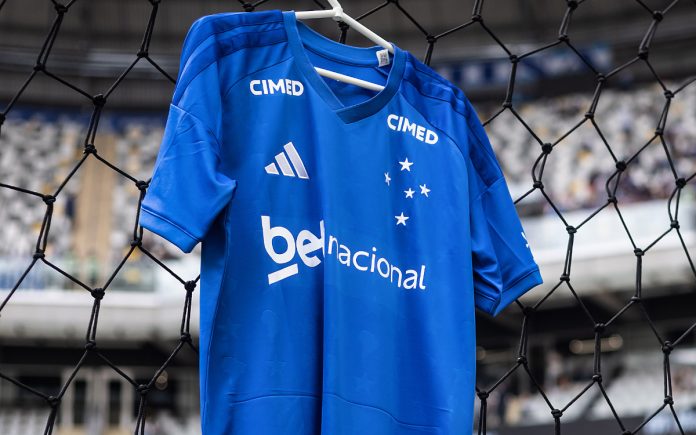 Camisa do Cruzeiro na Arena (Foto; Gustavo Aleixo/Cruzeiro)