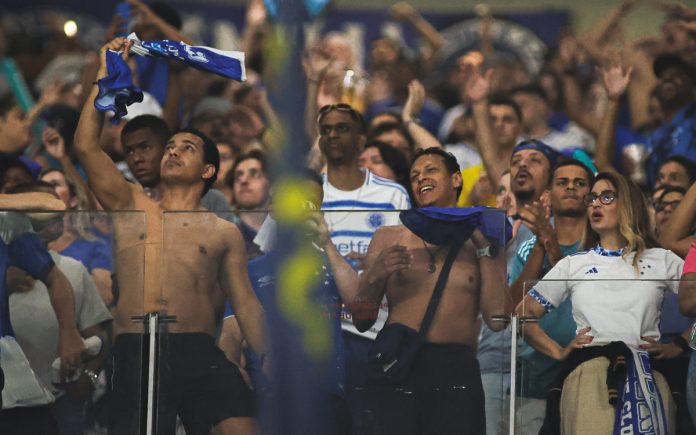 Torcida do Cruzeiro em jogo no Mineirão, em BH