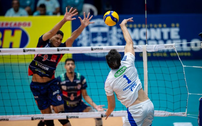 Oppenkoski marcou 20 pontos contra o Monte Carmelo