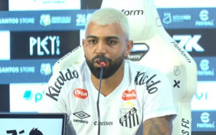 Gabigol foi apresentado pelo Santos nesta segunda (5)