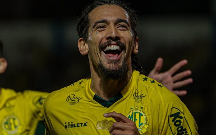 Chico da Costa em atuação pelo Mirassol (Foto: Divulgação/Mirassol)