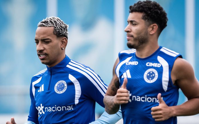 Matheus Pereira e William devem ser titulares diante do Uberlândia (Foto: Gustavo Aleixo/Cruzeiro)