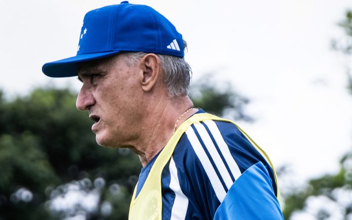 Tite, técnico do Cruzeiro (Foto: Gustavo Aleixo/Cruzeiro)