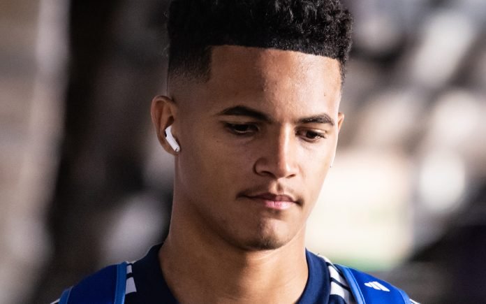 Kauã Prates, lateral-esquerdo do Cruzeiro (Foto: Gustavo Aleixo/Cruzeiro)