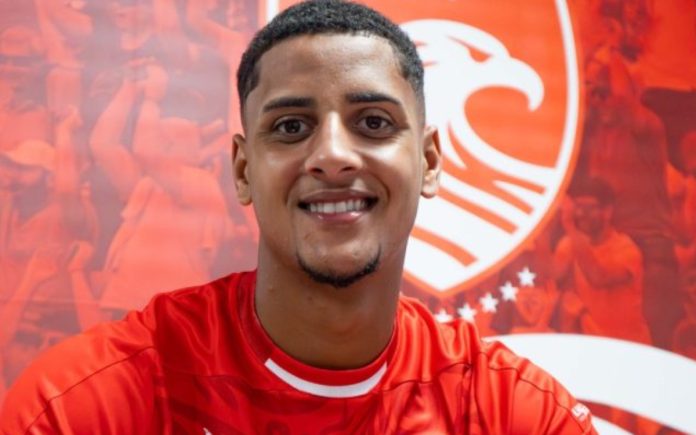 Fernando foi anunciado pelo Santa Clara-POR