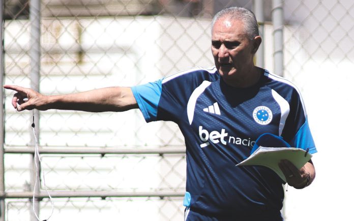 Tite, técnico do Cruzeiro (Foto: Gustavo Martins/Cruzeiro)
