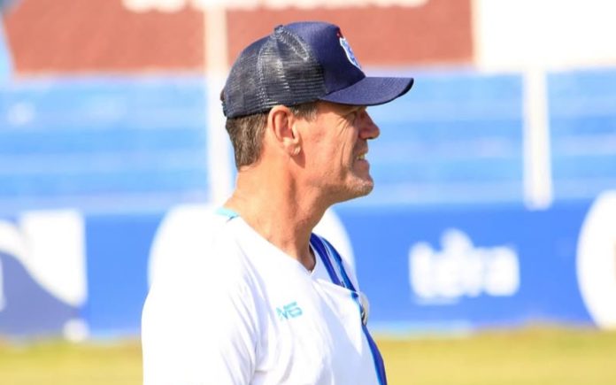 Ito Roque, técnico da URT