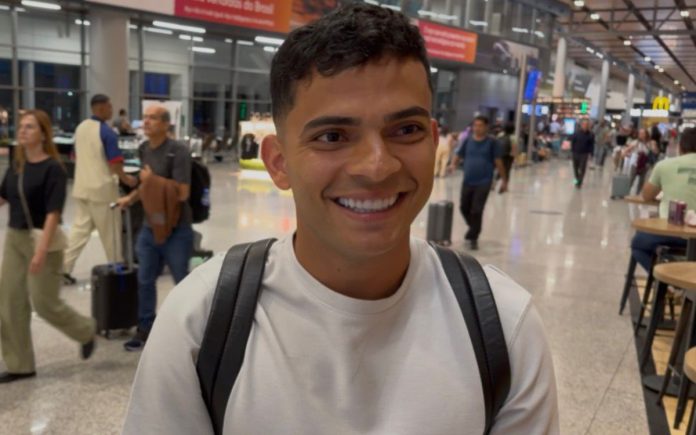 Bruno Rodrigues, novo reforço do Cruzeiro (Foto: Samuel Venâncio/Samuca TV)