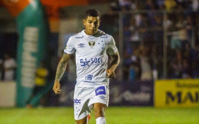 romerocruzeiroxurtzamamaciel Romero atuou contra a URT, no Zama Maciel, em 2019