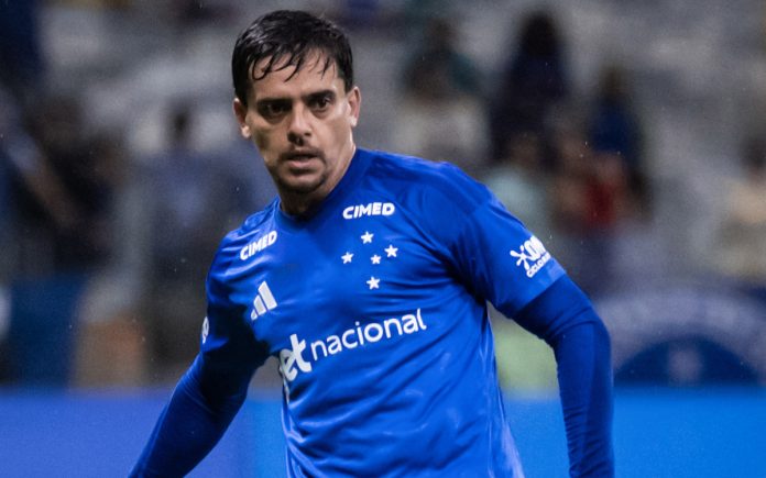 Fagner, lateral do Cruzeiro
