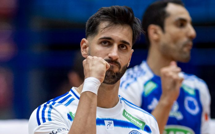 Alexandre, líbero do Sada Cruzeiro