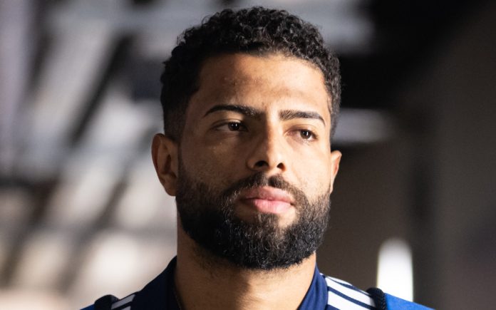 João Marcelo, zagueiro do Cruzeiro