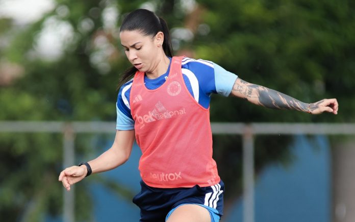 Bedoya iniciou processo de transição física na Toca da Raposa I