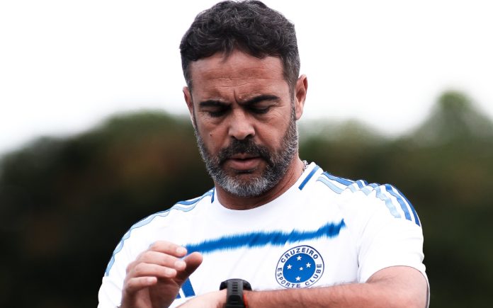 Cruzeiro não tem mais tempo para dar reforços a Artur Jorge inicialmente