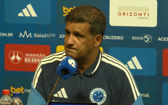 Wesley Carvalho, interino do Cruzeiro