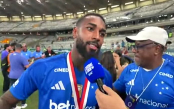 Gerson celebrou primeiro título com a camisa do Cruzeiro