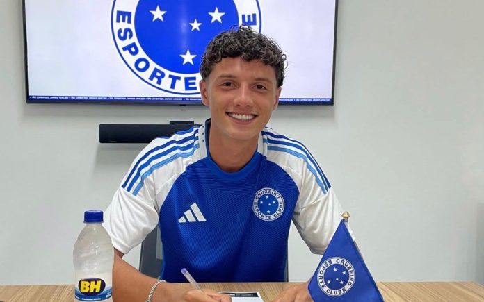 Dudu Wozniak novo zagueiro do Cruzeiro (Foto: Reprodução/Cruzeiro)