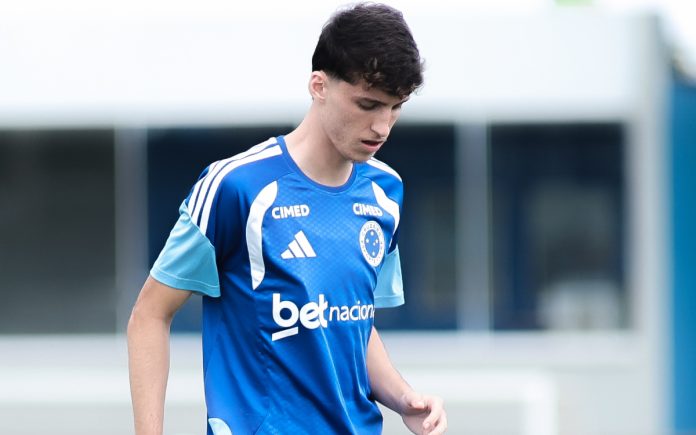 Eduardo Pape, cria das categorias de base do Cruzeiro (Foto: Gustavo Martins/Cruzeiro)